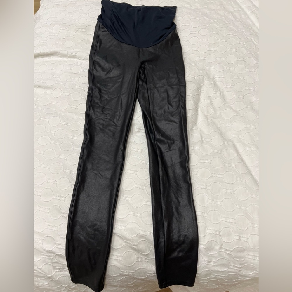 Spanx Mama Faux Leather Leggings - size medium